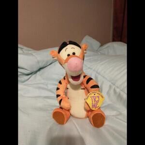 Tigger Talking Chat pal 1999